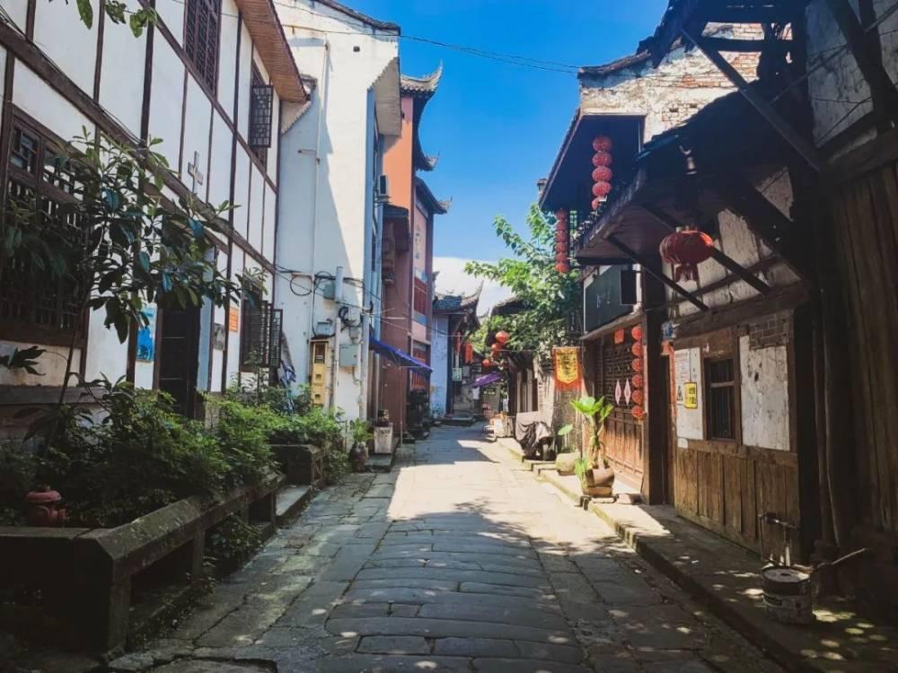 独狼逃跑